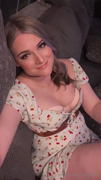 Full leaked Alsoashley private photo