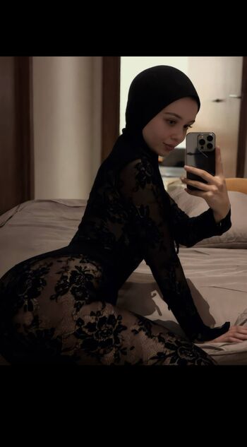 Full leaked Altinelzelal private photo