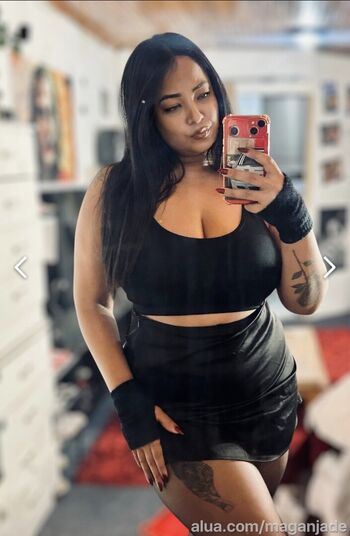 Full leaked Alua model page private photo