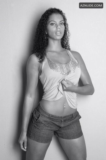 Full leaked Alysha clark private photo