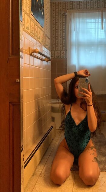 Full leaked Alyssa lea private photo