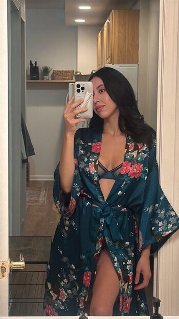Full leaked Alytmz private photo