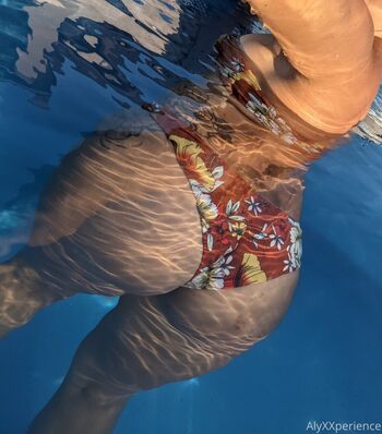 Full leaked Alyxxperience private photo