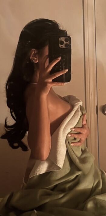 Full leaked Alzeah private photo