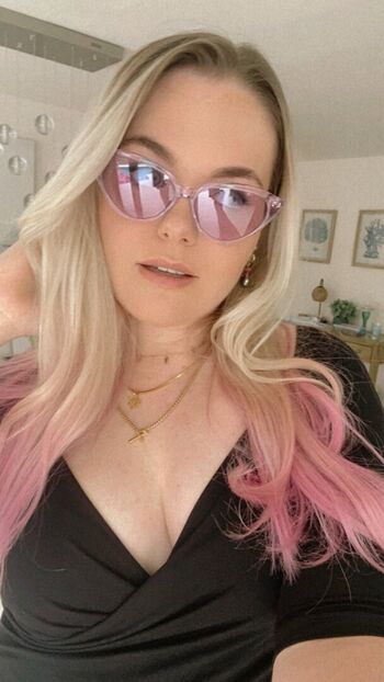 Full leaked Amalee private photo