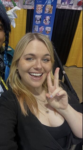 Full leaked Amalee private photo