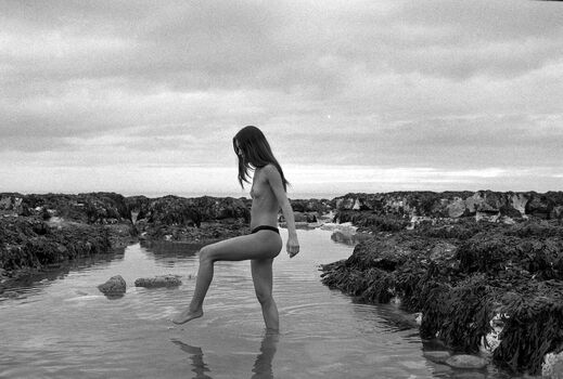 Full leaked Amalia strand private photo