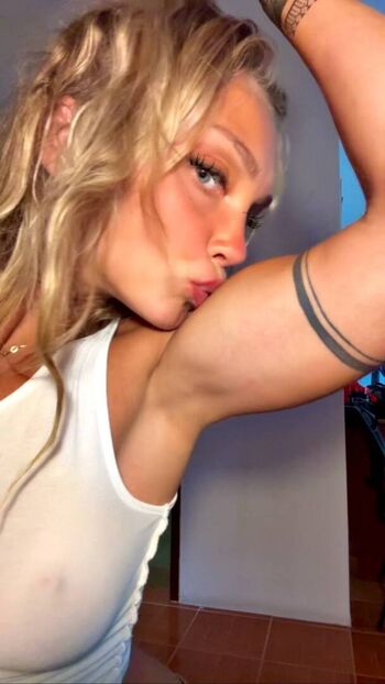 Full leaked Amanda essen page private photo