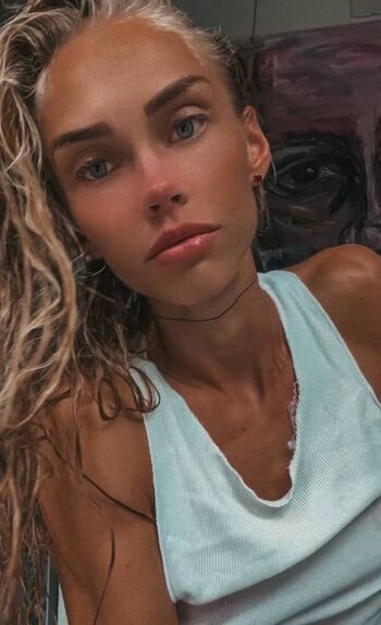 Full leaked Amanda essen private photo