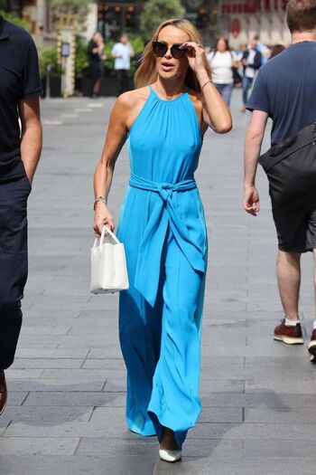 Full leaked Amanda holden private photo