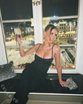 Full leaked Amanda strand private photo