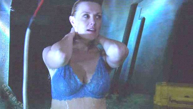 Full leaked Amanda tapping private photo