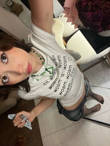 Full leaked Amandavais private photo