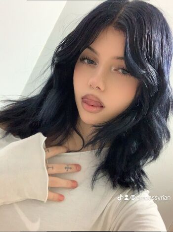 Full leaked Amanderinn private photo