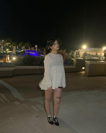 Full leaked Amanderinn private photo