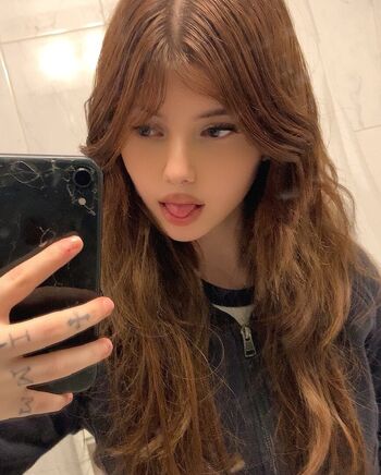 Full leaked Amanderinn private photo