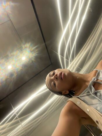 Full leaked Amandla stenberg private photo