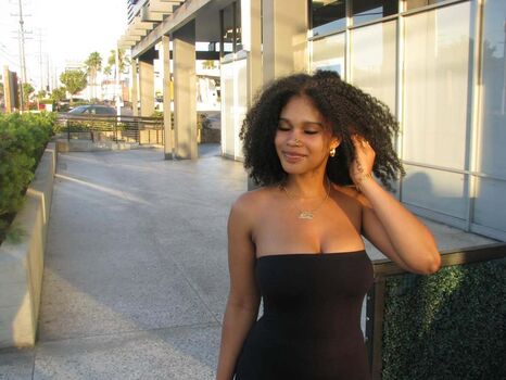 Full leaked Amara kioni private photo