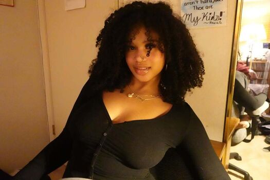 Full leaked Amara kioni private photo