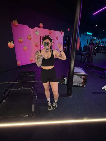 Full leaked Amaris blair page private photo
