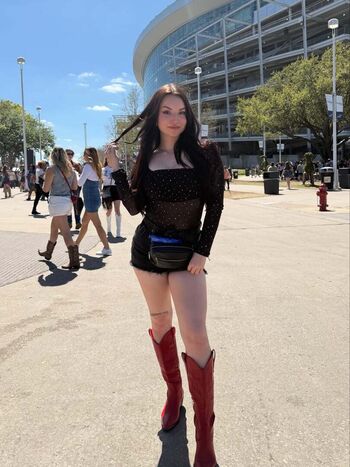 Full leaked Amaris blair page private photo