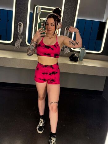 Full leaked Amaris blair page private photo