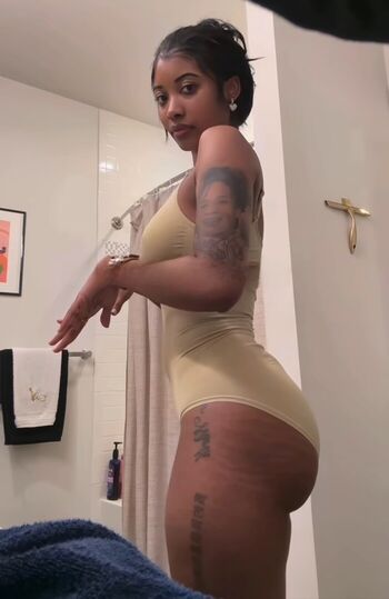 Full leaked Amaryatiana private photo