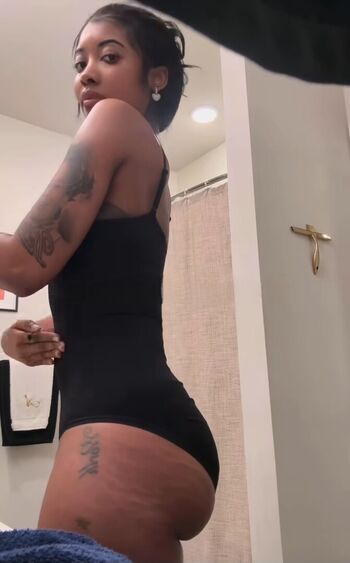 Full leaked Amaryatiana private photo
