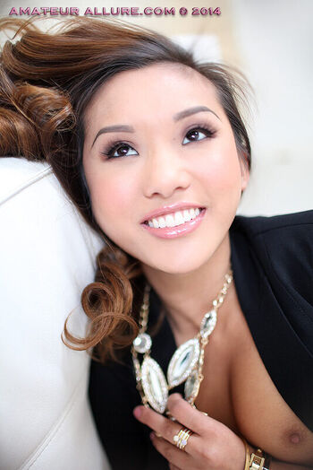 Full leaked Amateur allure page private photo