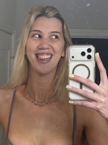 Full leaked Amazonalli private photo