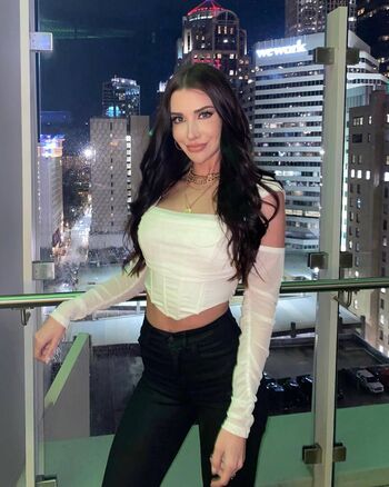 Full leaked Amber balcaen page private photo