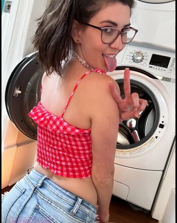 Full leaked Amber hahn page private photo