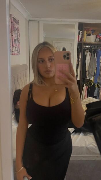 Full leaked Amber isabella page private photo