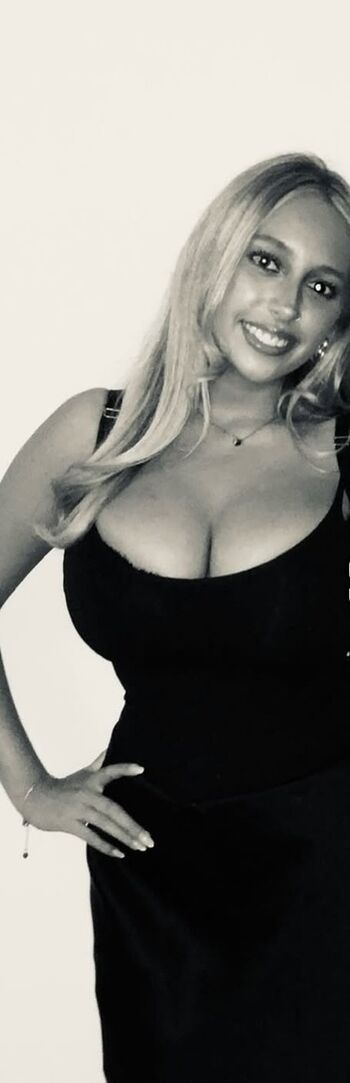 Full leaked Amber isabella page private photo