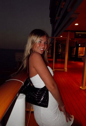 Full leaked Amber miller private photo