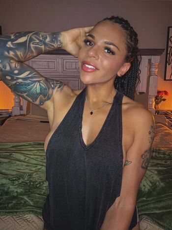 Full leaked Amber reacts page private photo