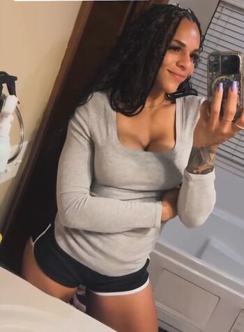 Full leaked Amber reacts page private photo