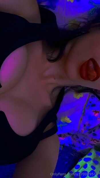 Full leaked Ambergotcakeee private photo