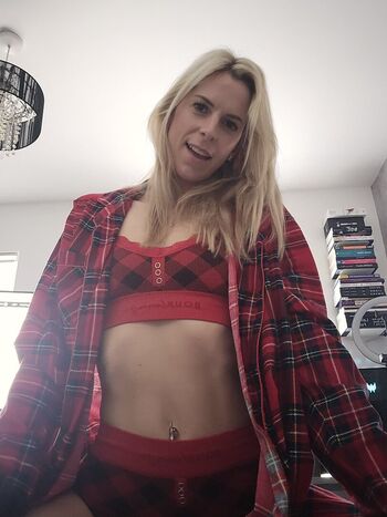 Full leaked Amberriivers private photo