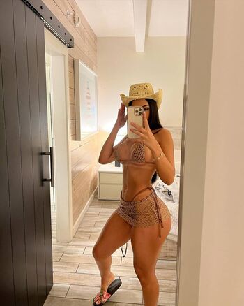 Full leaked Ambzy private photo