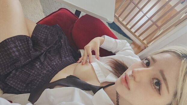 Full leaked Amecita page private photo