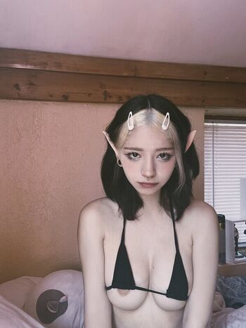 Full leaked Amecita page private photo