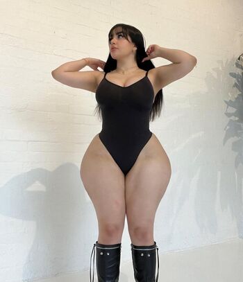 Full leaked Amelia curvy private photo