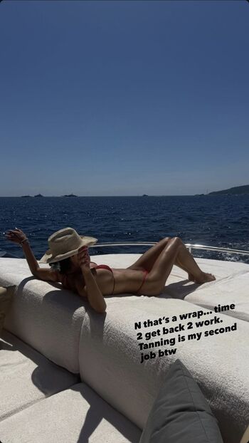 Full leaked Amelia hamlin private photo