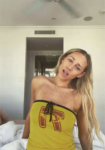 Full leaked Amelia hinton white private photo
