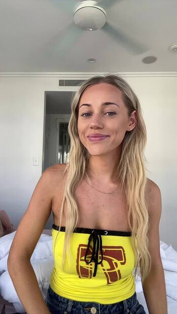 Full leaked Amelia hinton white private photo