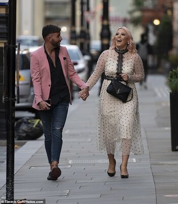 Full leaked Amelialily private photo