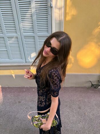 Full leaked Amelie zilber private photo