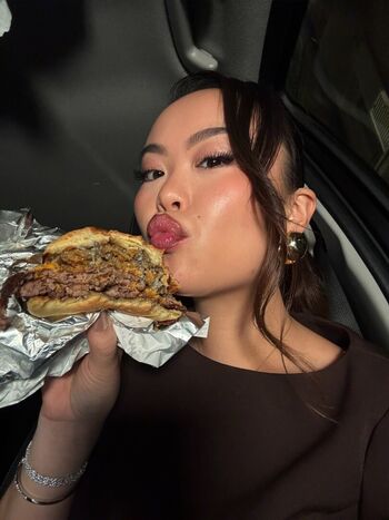 Full leaked Ameliecara private photo