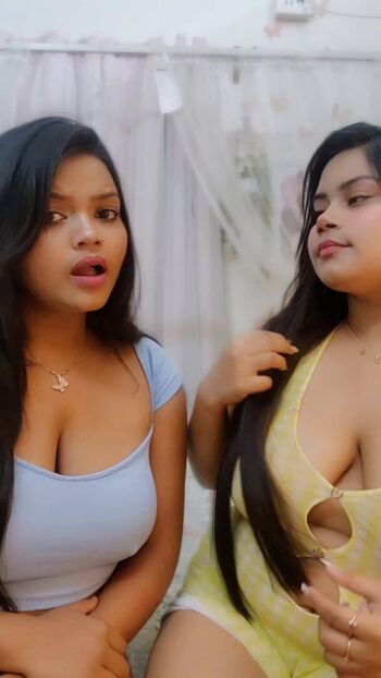 Full leaked Amesha g private photo